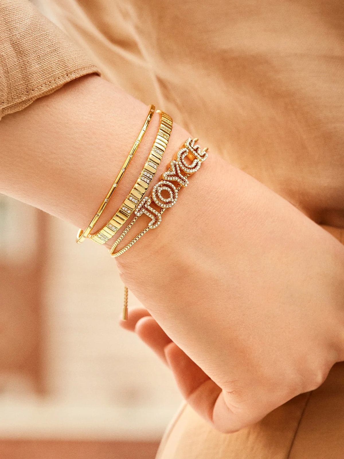 Avora™ Name Bracelet