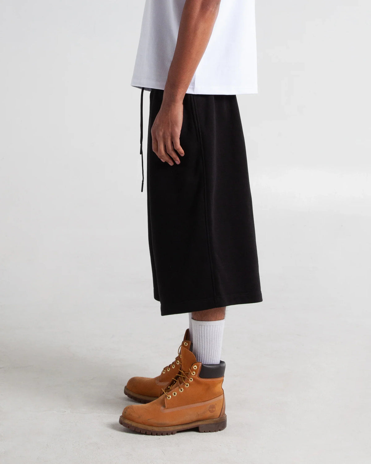 Avora™  | Baggy Fleece Shorts