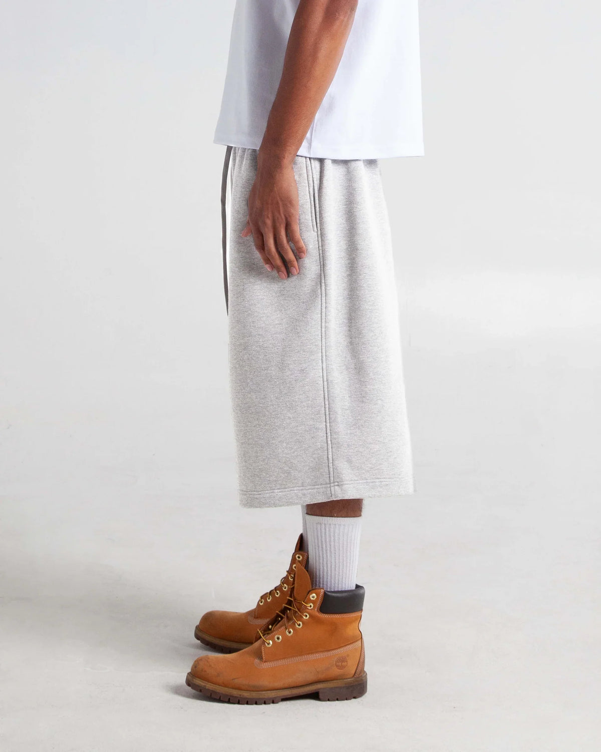 Avora™  | Baggy Fleece Shorts