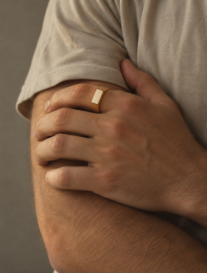 CARDIERO - SIGNET RING