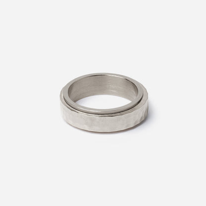 In The Moment Rotator Anxi Ring