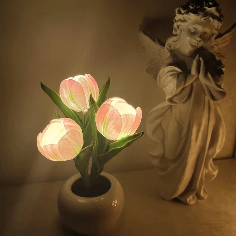 Avora™ - Tulip LED Lamp