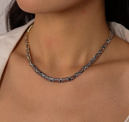 AVORA - UNISEX SAHARA VIPER NECKLACE